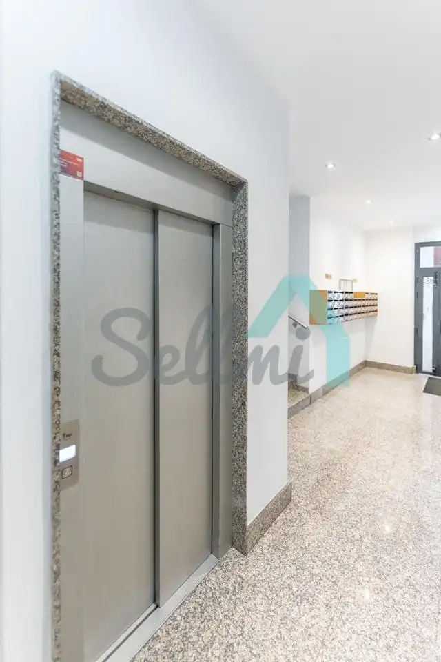 Habitación 89 m², Oviedo