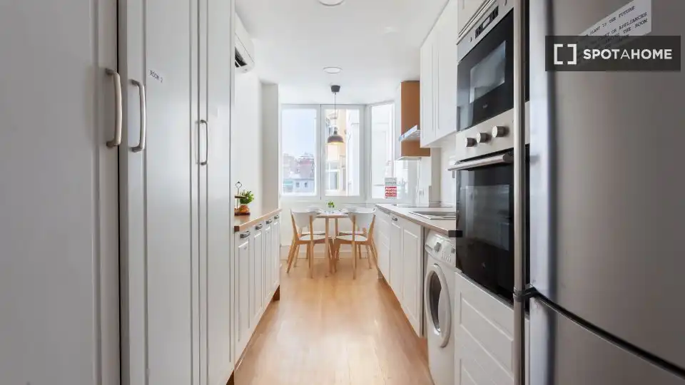 Habitación 98 m², Madrid