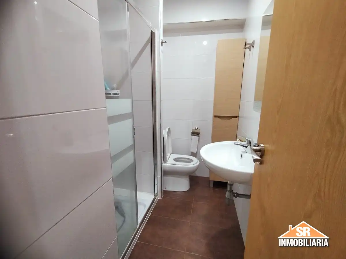 Piso de 70 m² en Oleiros