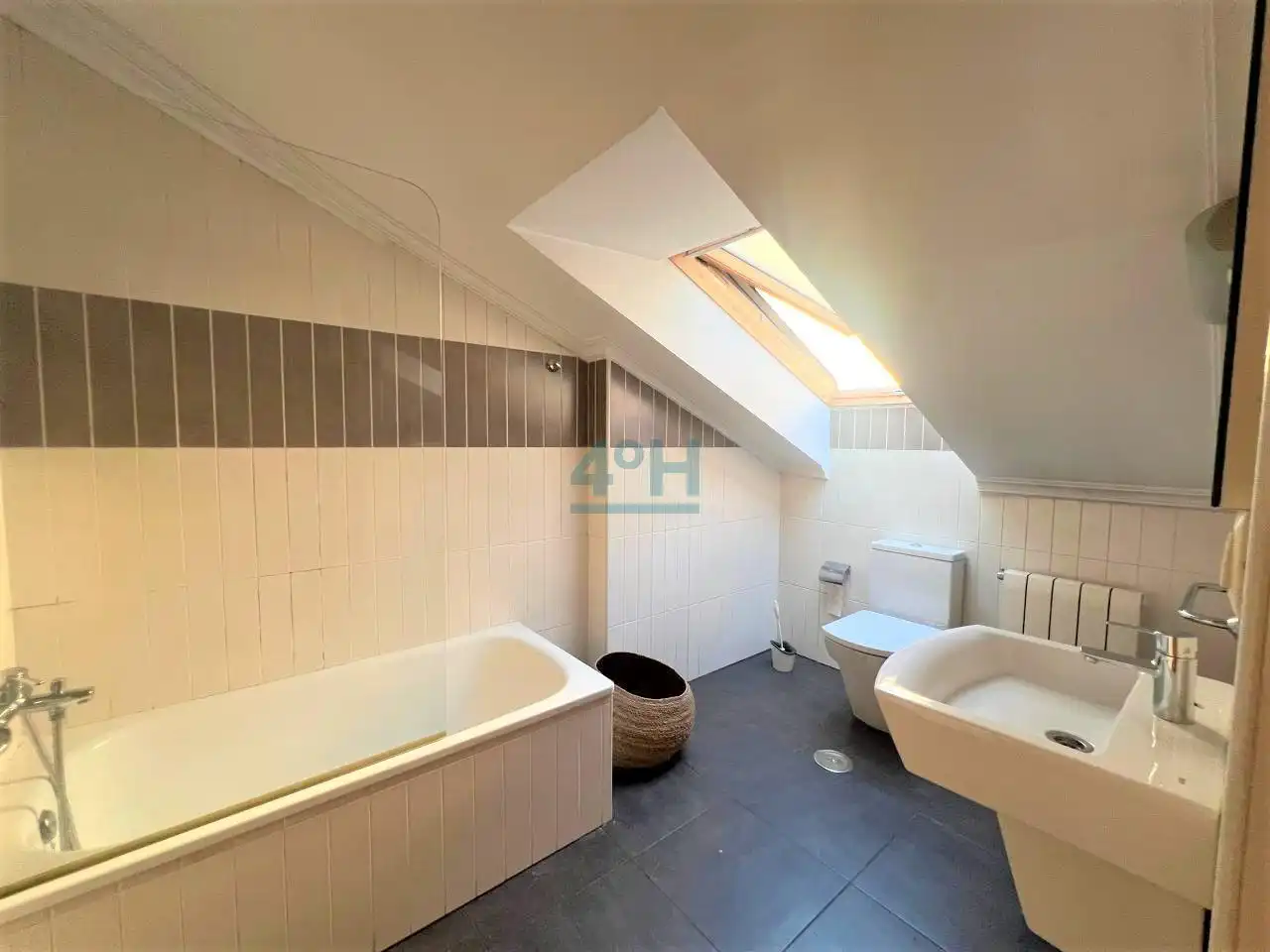 Wohnung 103 m² in Ourense