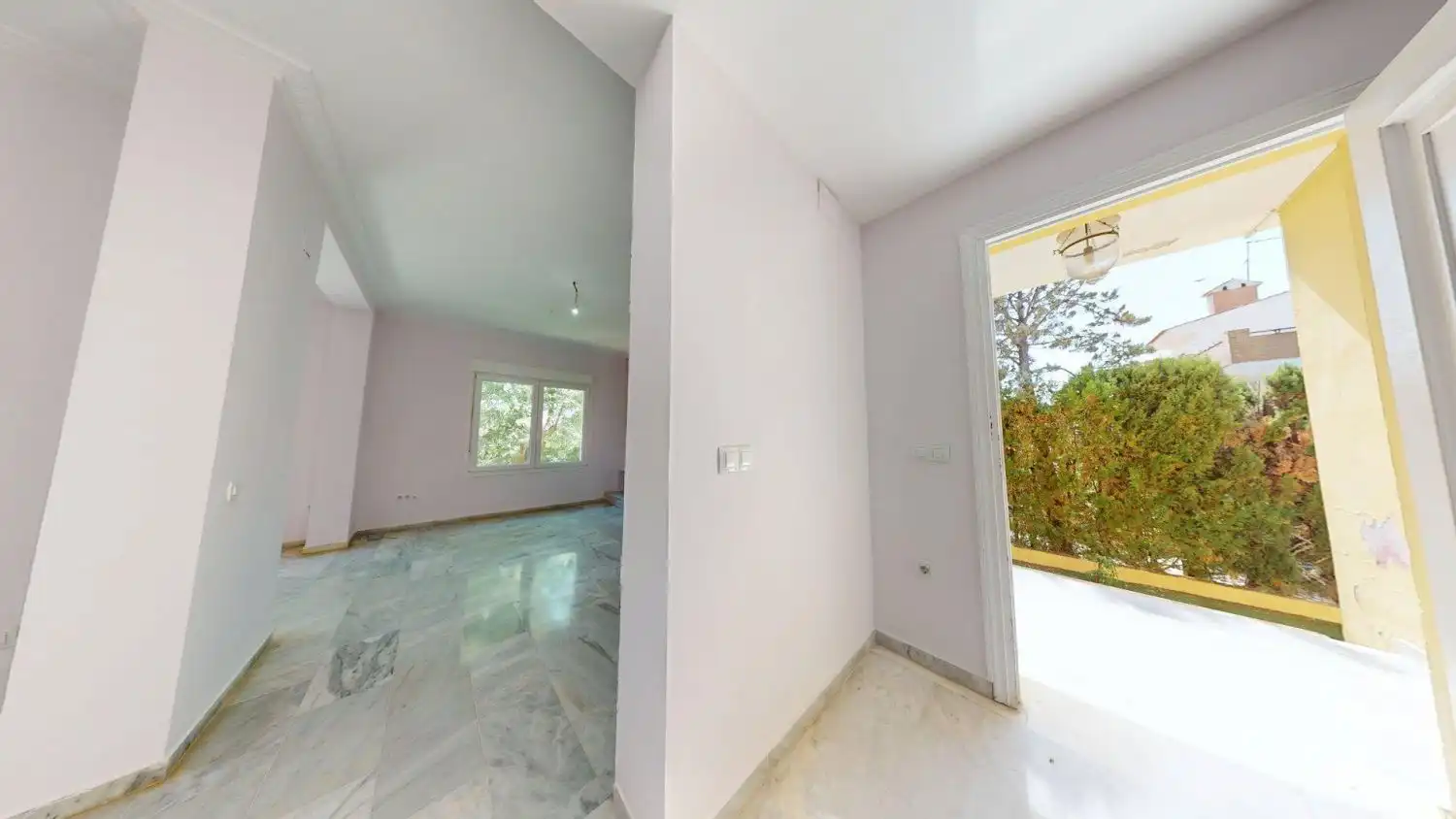 Casa de 370 m² en Mairena del Aljarafe