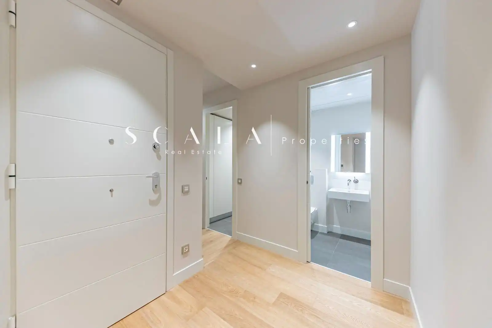 Appartamento 217 m² a Madrid