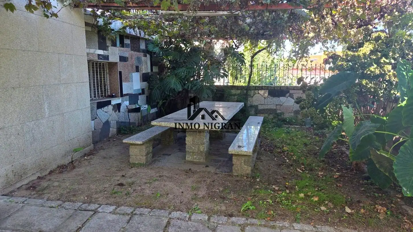 Casa de 225 m² a Vigo