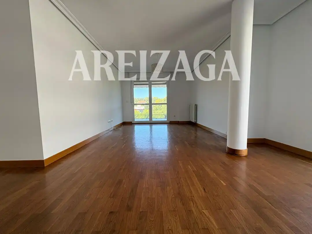 Pis de 104 m² a Sant Sebastià