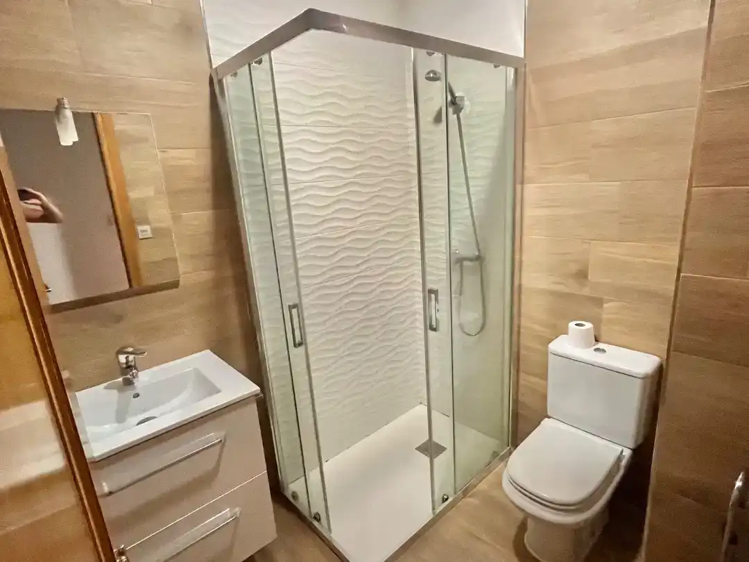 Habitación 100 m², Ponferrada