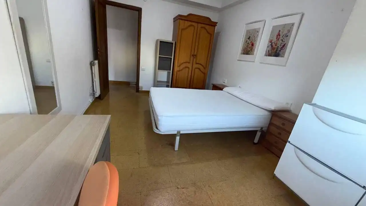 Piso de 95 m² en Ourense