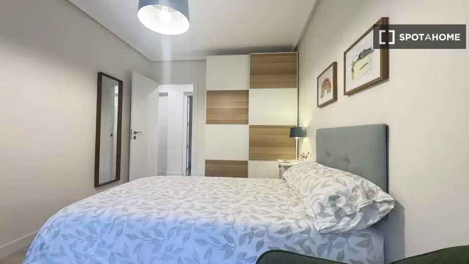 Habitación 90 m², Bilbao