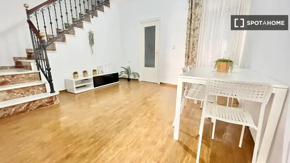 Habitación 173 m², Santiponce