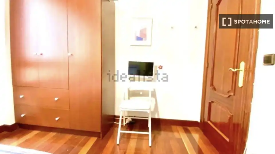 Habitación 104 m², Bilbao
