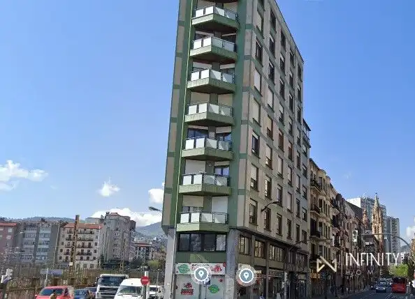 Piso de 190 m² en Bilbao