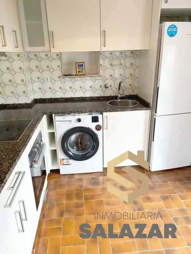 Piso de 80 m² en Oquendo