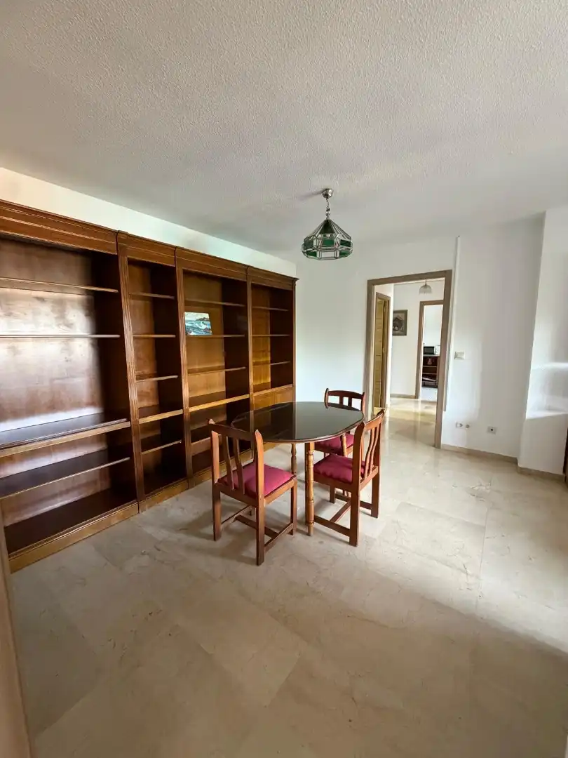 Piso de 120 m² en Granada