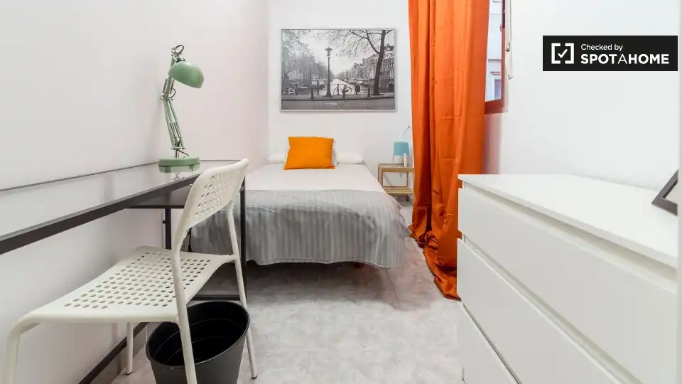 Habitación 100 m², Valencia