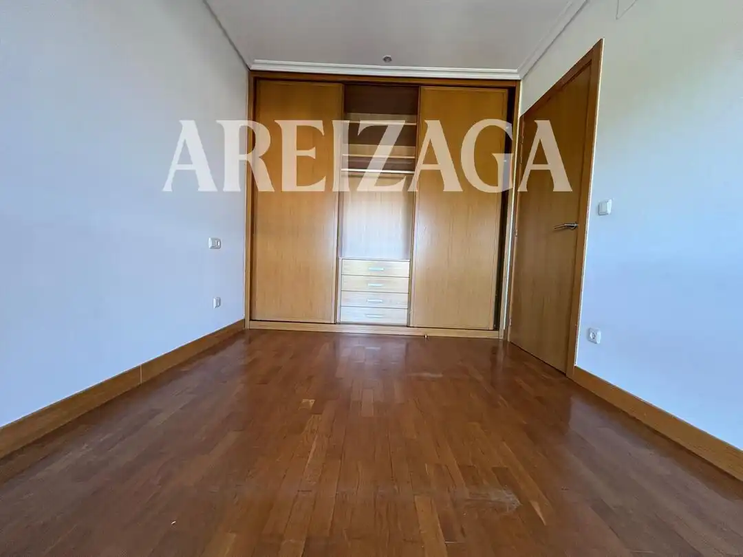 Pis de 104 m² a Sant Sebastià