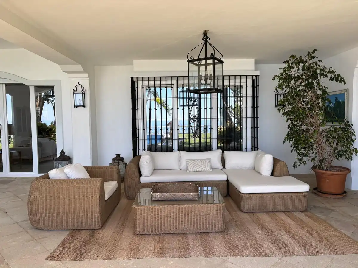 Pis de 984 m² a Estepona