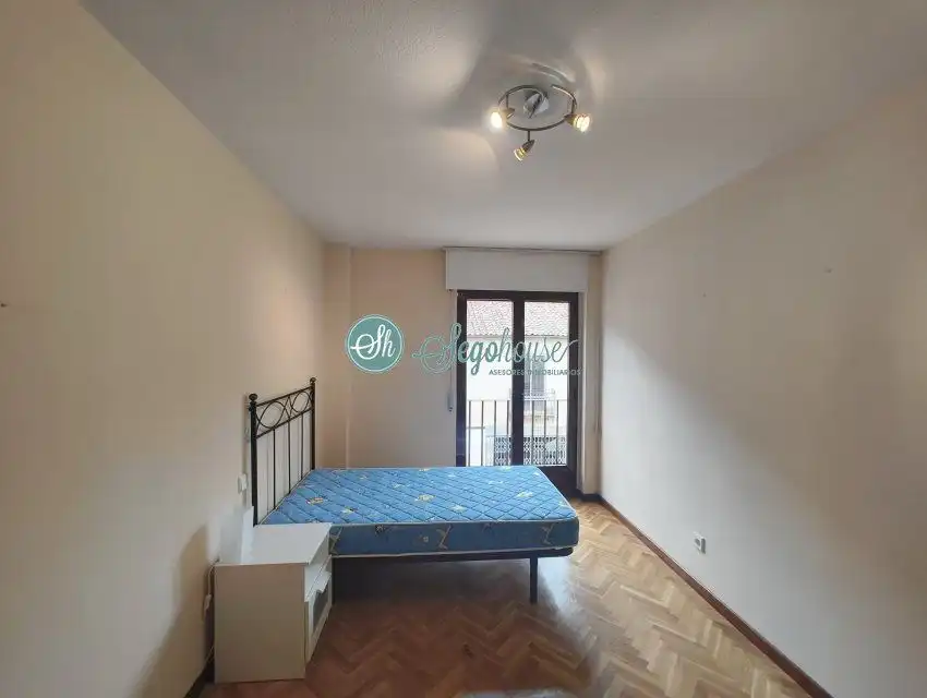 Piso de 129 m² en Segovia