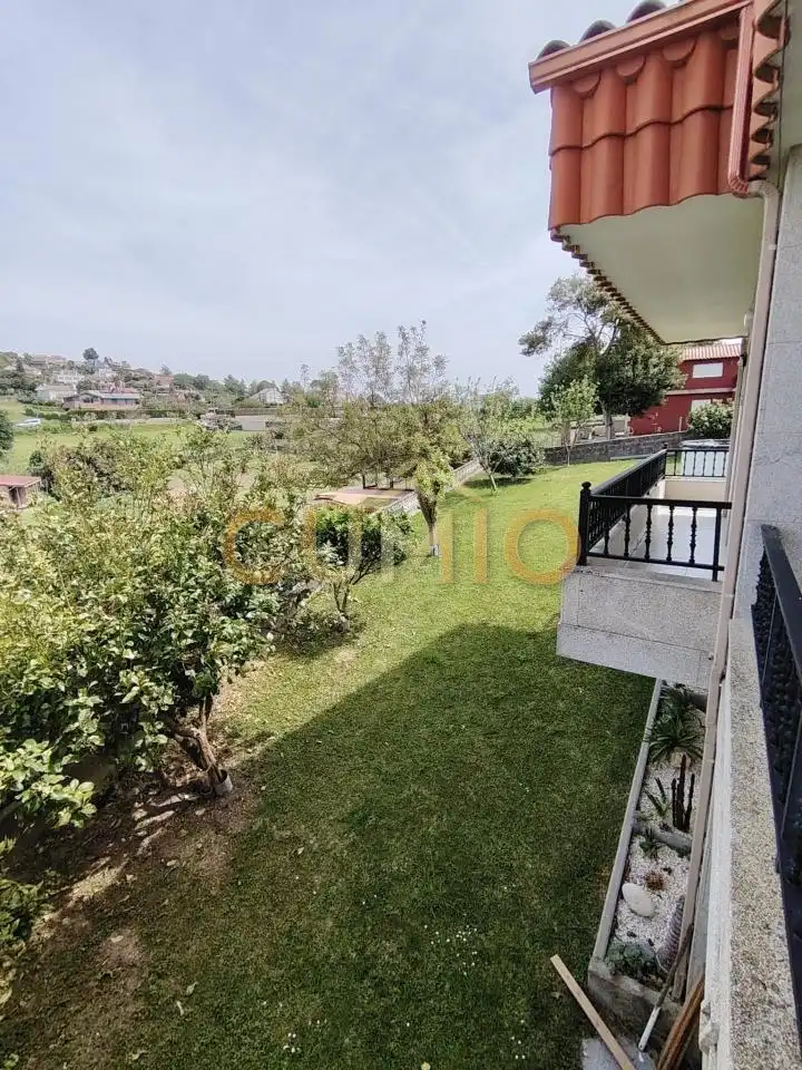 Piso de 180 m² en Nigrán
