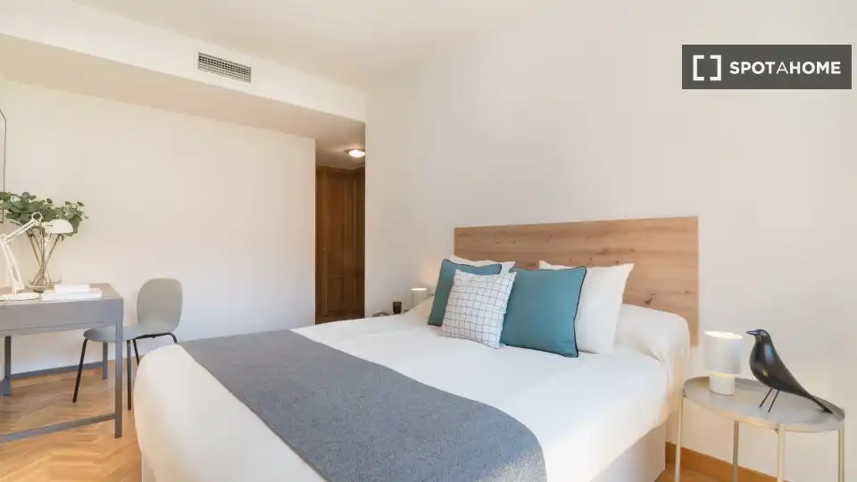 Habitación 100 m², Madrid