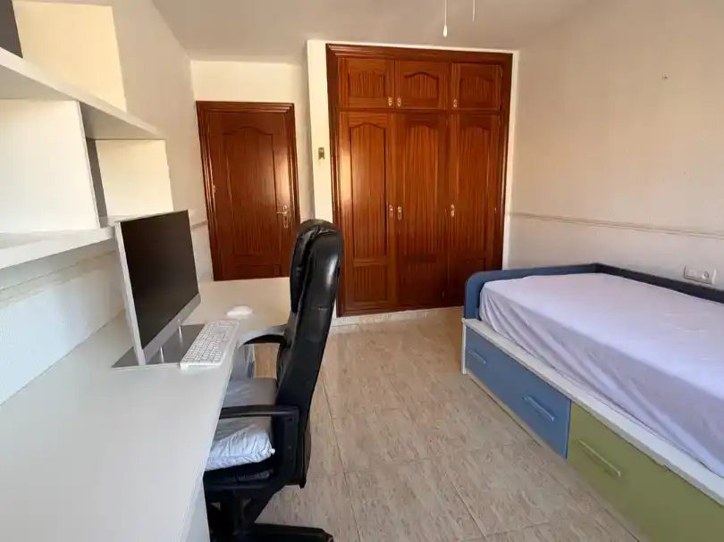 Habitación 133 m², Almería