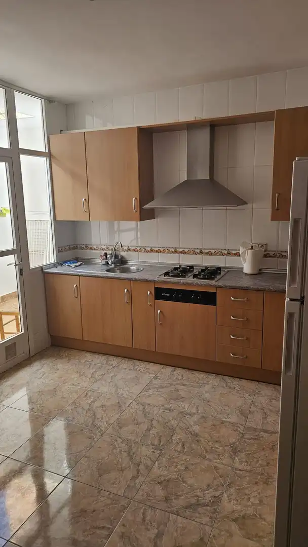 Piso de 90 m² en Fines