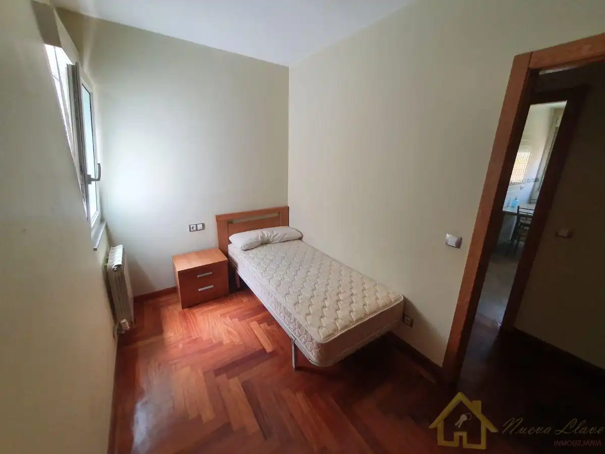 Piso de 60 m² en Lugo