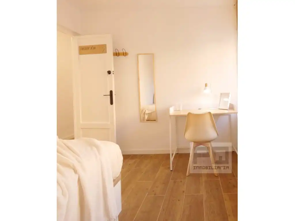 Habitación 100 m², Ávila
