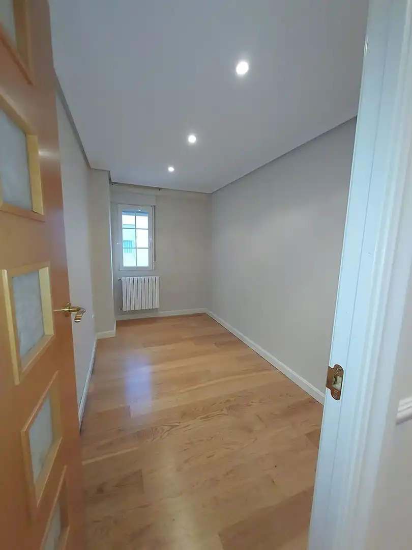 Piso de 140 m² en Zaragoza