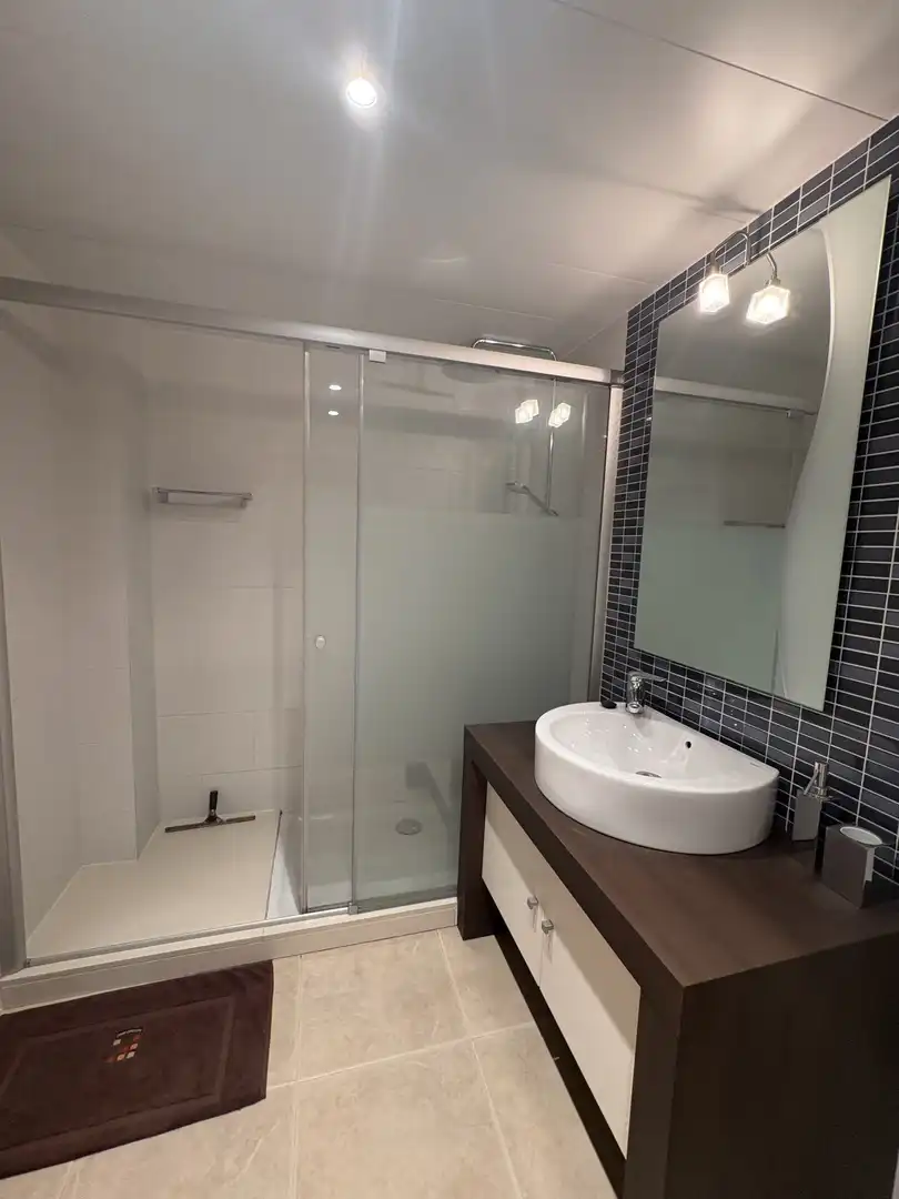 Pis de 77 m² a Anglès