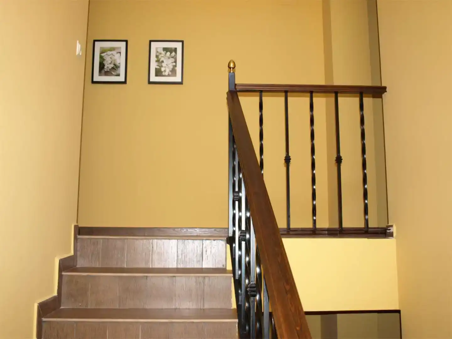 Piso de 350 m² en Orellana de la Sierra