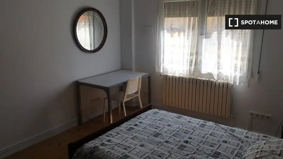 Habitación en alquiler, Pamplona