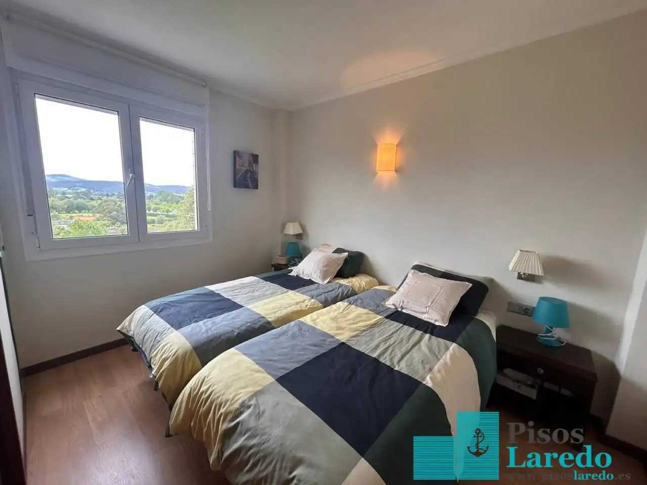 Piso de 65 m² en Laredo