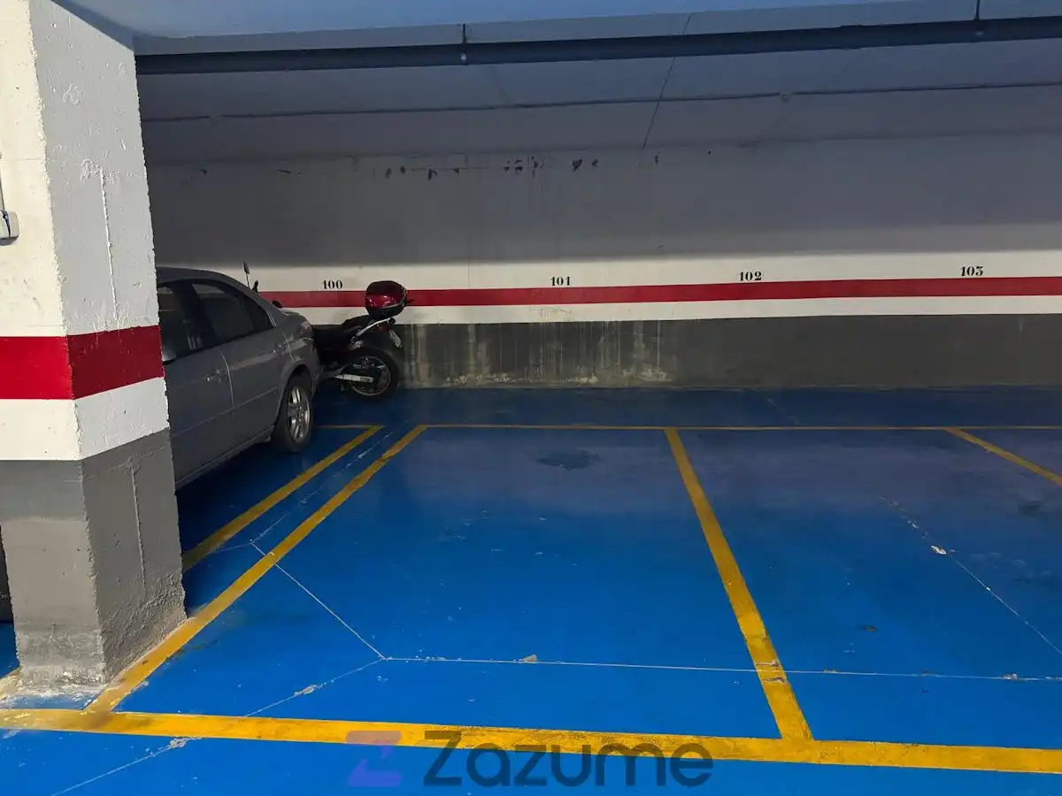 Piso de 90 m² en Almería