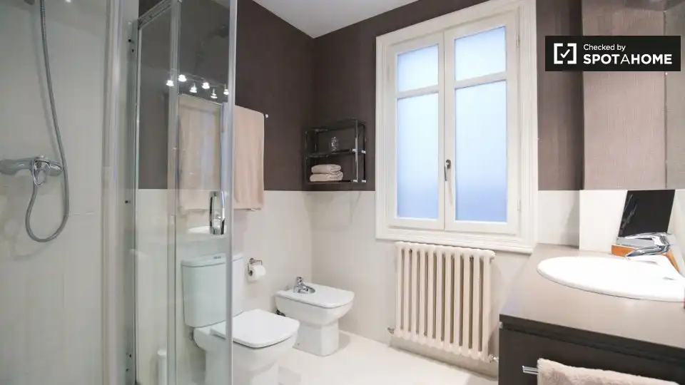 Habitación 81 m², Bilbao