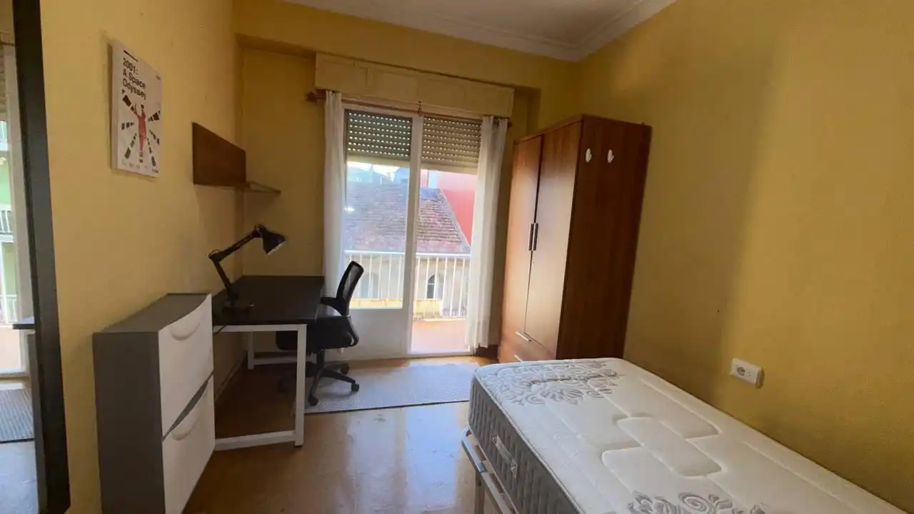 Piso de 95 m² en Ourense