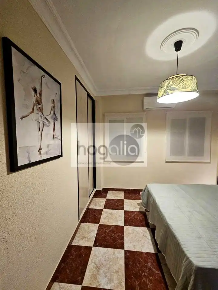 Piso de 60 m² en Sevilla