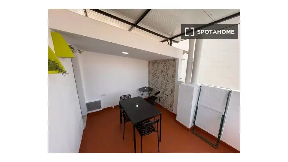 Habitación 104 m², Novelda