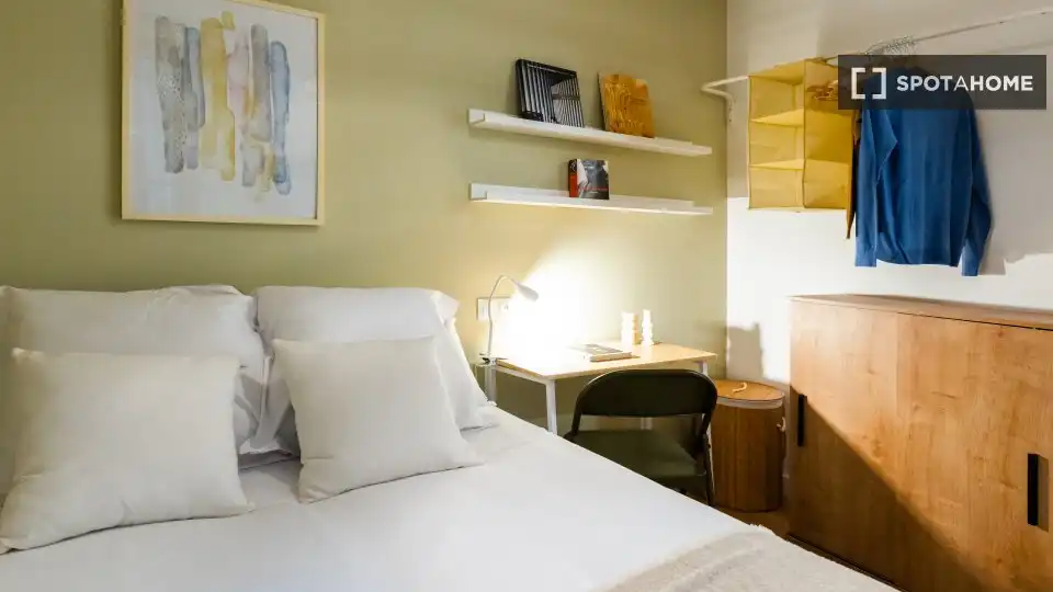 Habitación 75 m², Barcelona