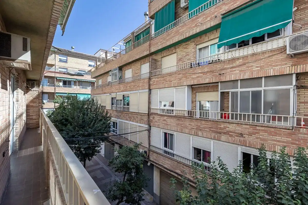 Piso de 108 m² en Granada