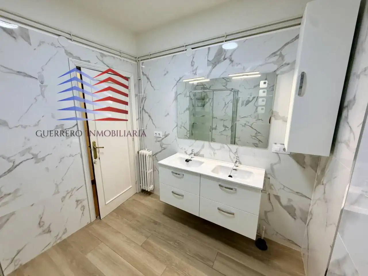 Piso de 100 m² en Ourense