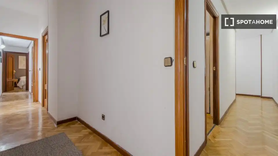 Habitación 150 m², Madrid