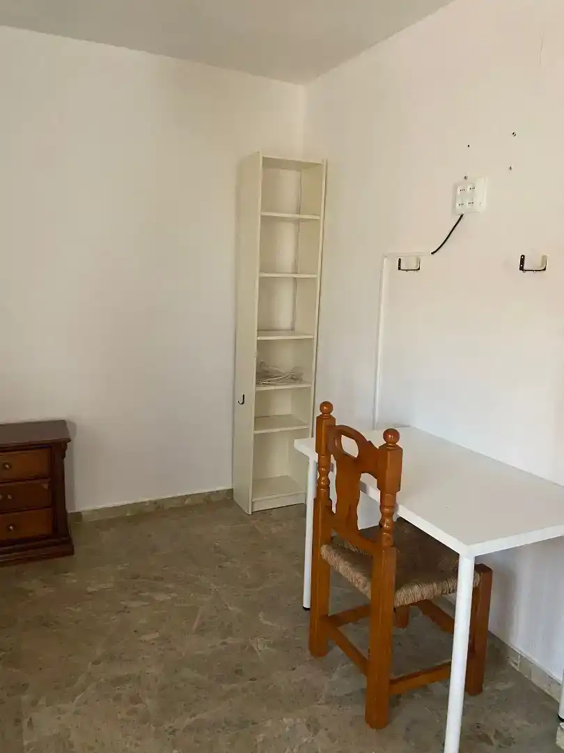 Habitación 40 m², Tomares
