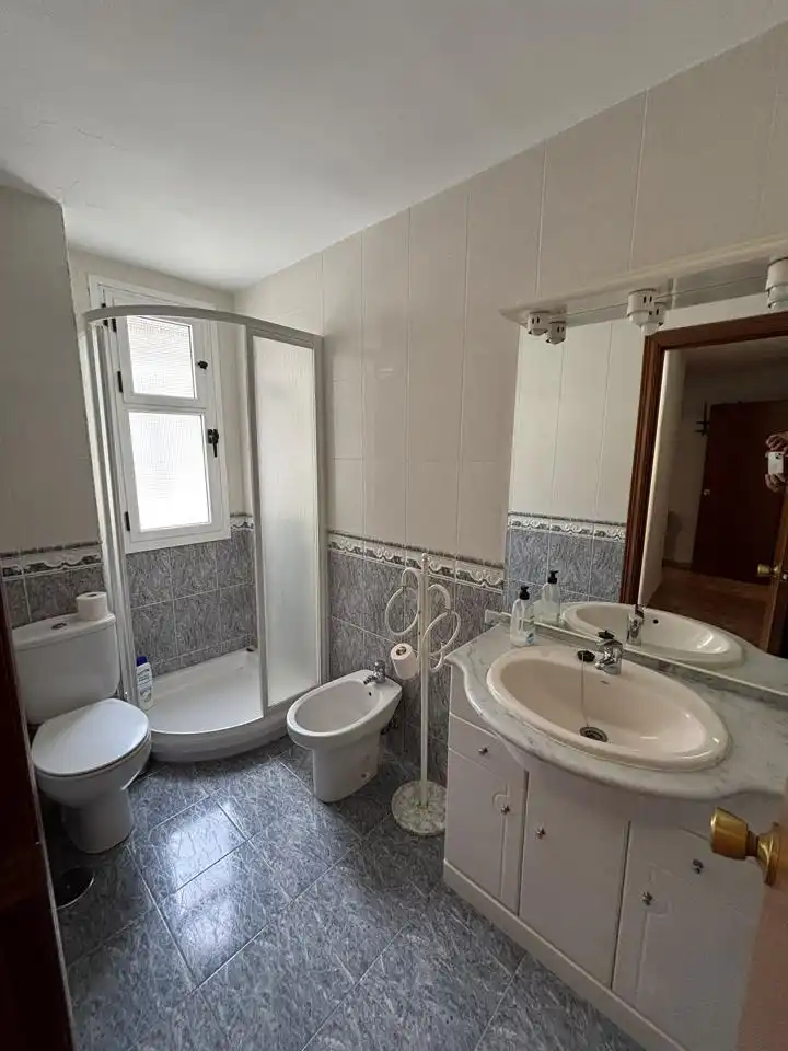 Piso de 73 m² en Granada
