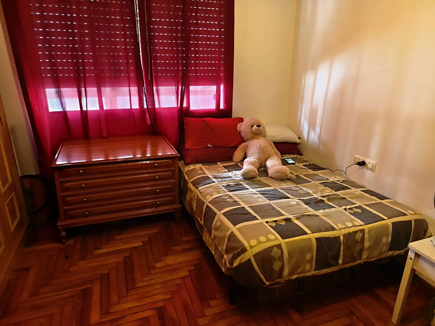 Habitación 100 m², Vigo