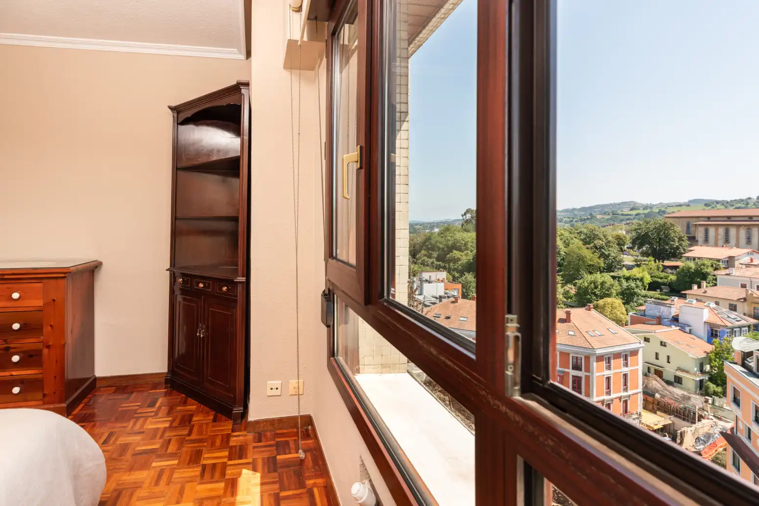 Piso de 140 m² en Oviedo