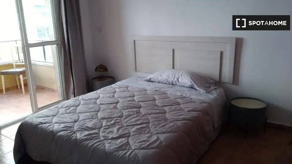 Habitación 104 m², Almería