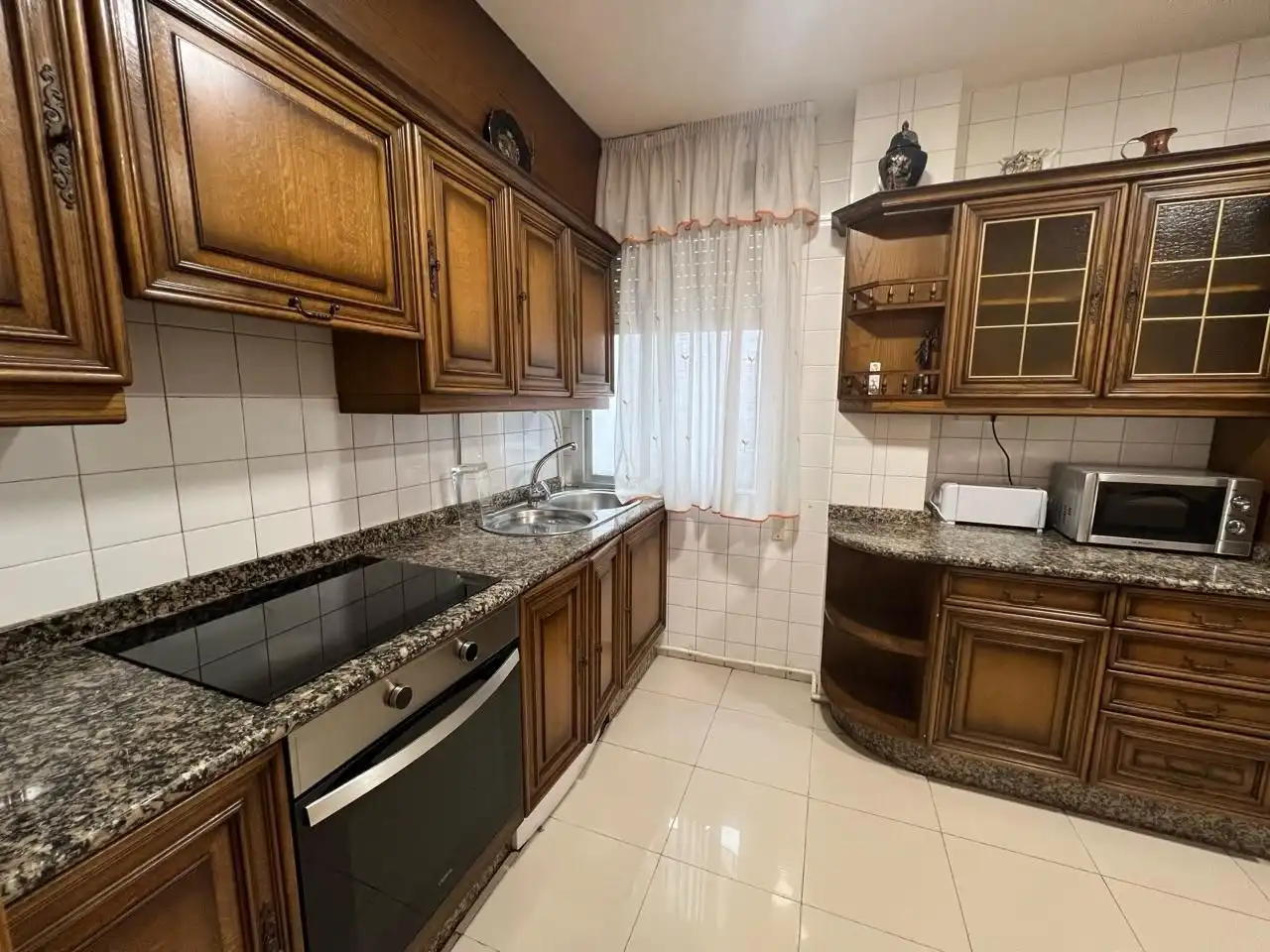 Piso de 74 m² en Ourense