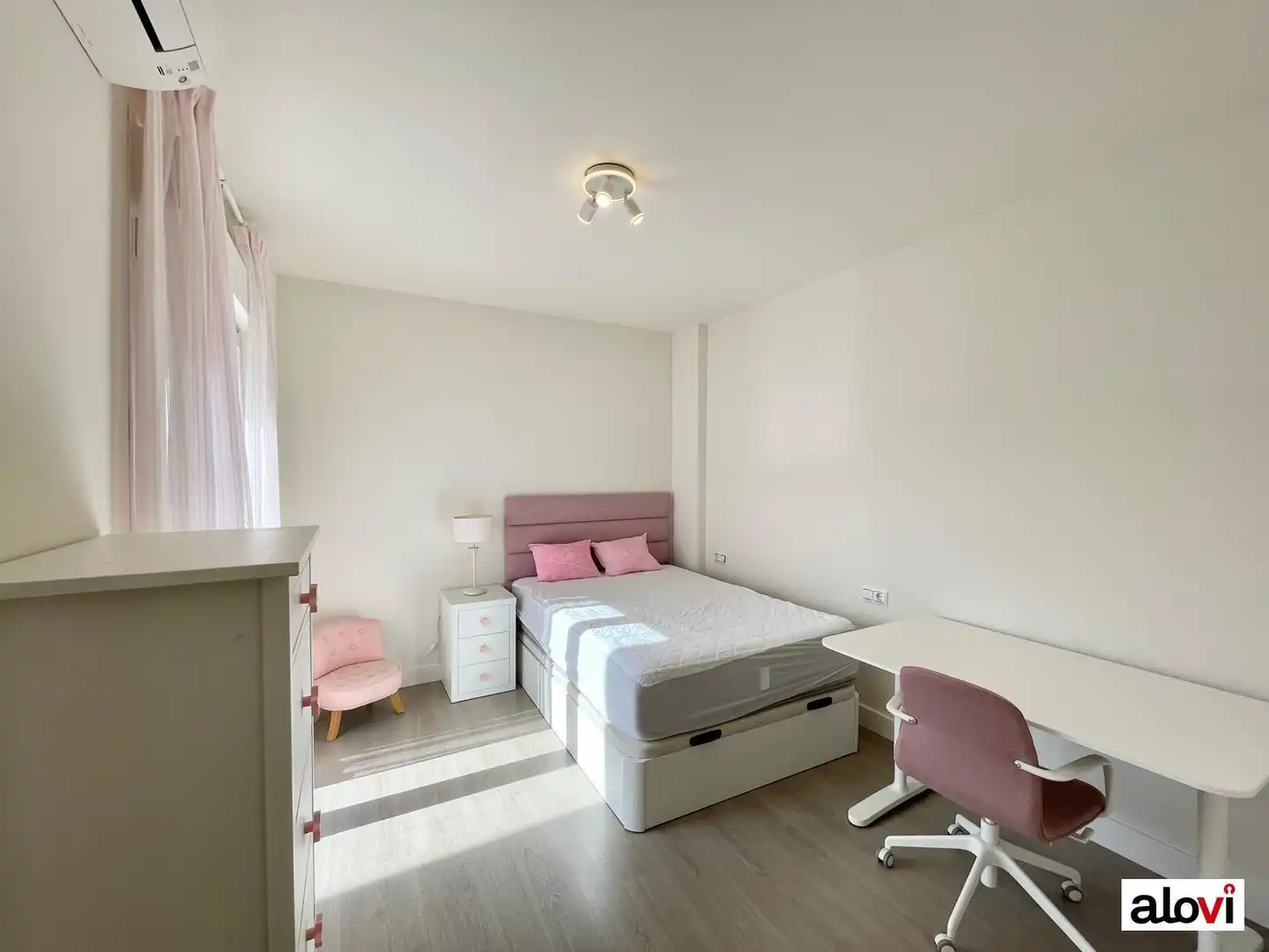 Casa de 240 m² en Ogíjares