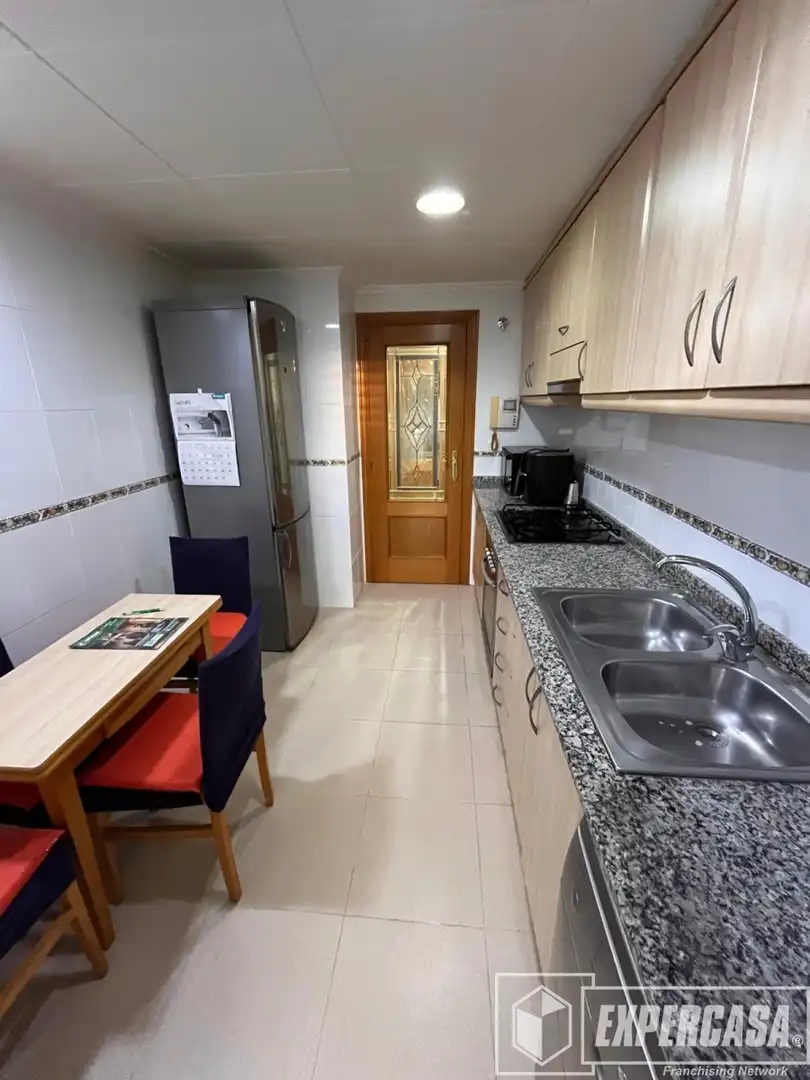 Wohnung 102 m² in Valencia