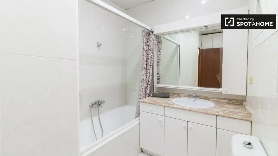 Habitación 250 m², Barcelona