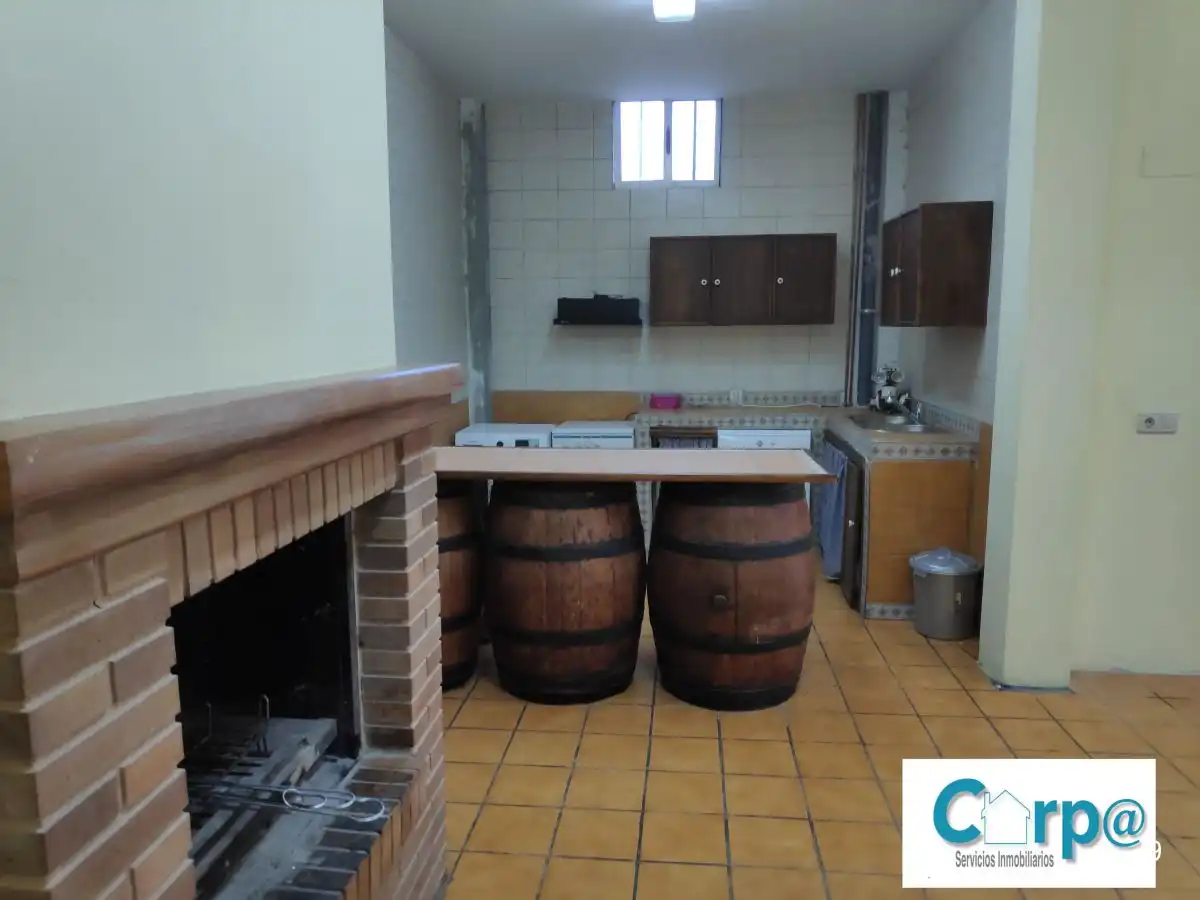 House 221 m² in Andosilla